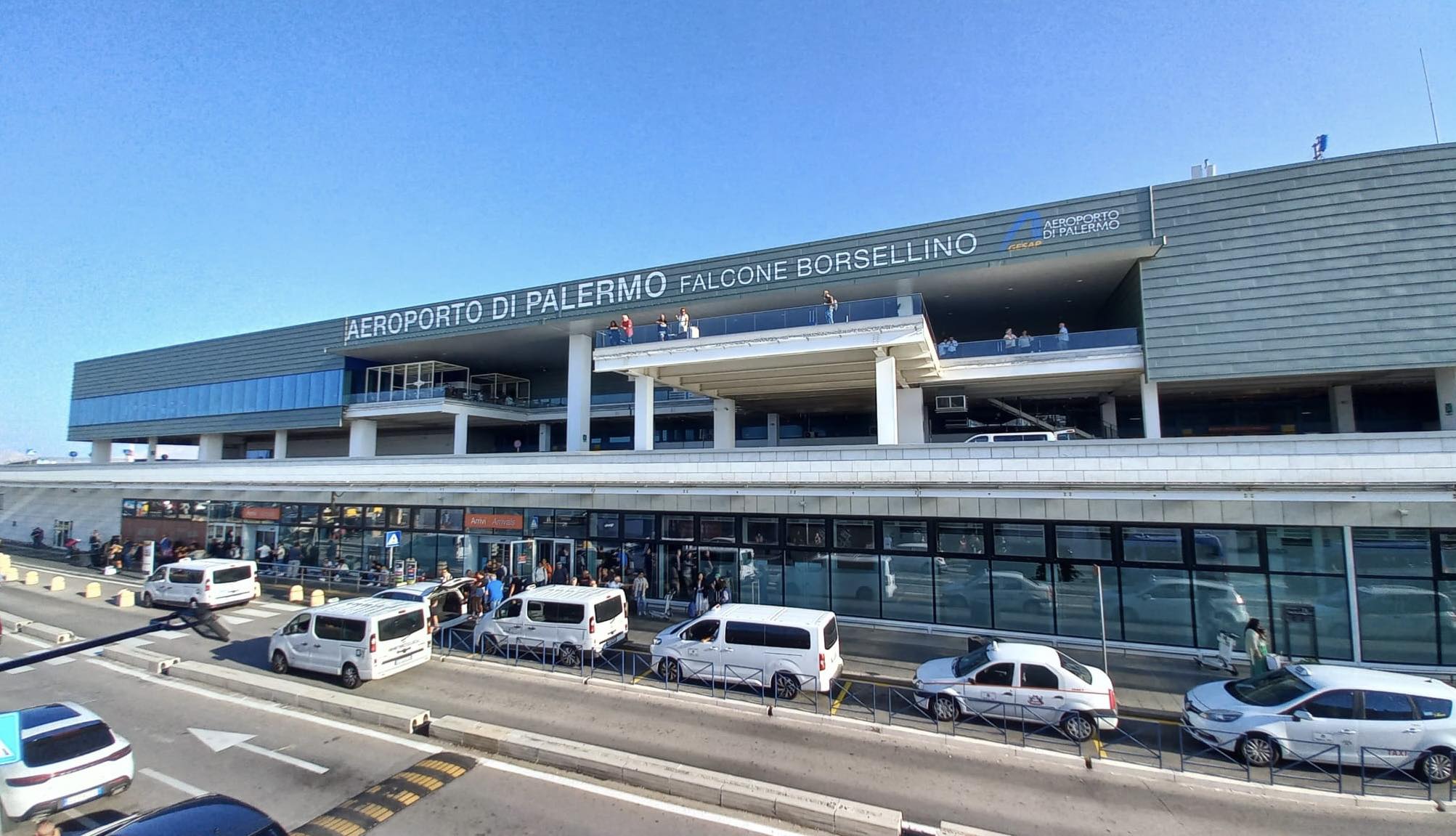 voli da bergamo a porto